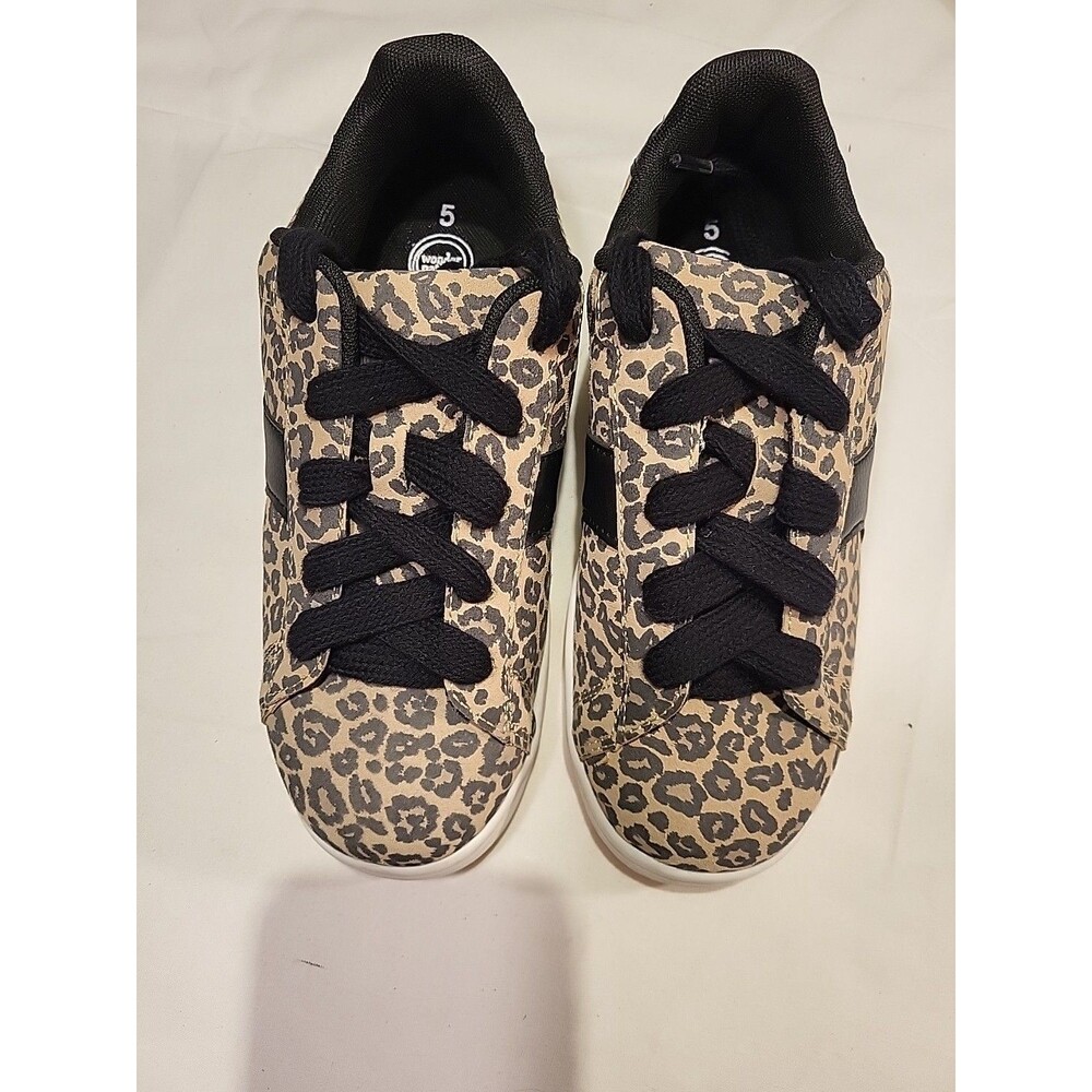 Wonder Nation girls size 5 Sneakers  Leopard Skin Design NEW